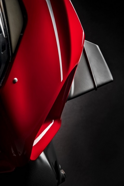 Ducati Panigale V4 R 2019: s aerodynamickými křidélky - 40 - 1 Ducati Panigale V4 R (43)