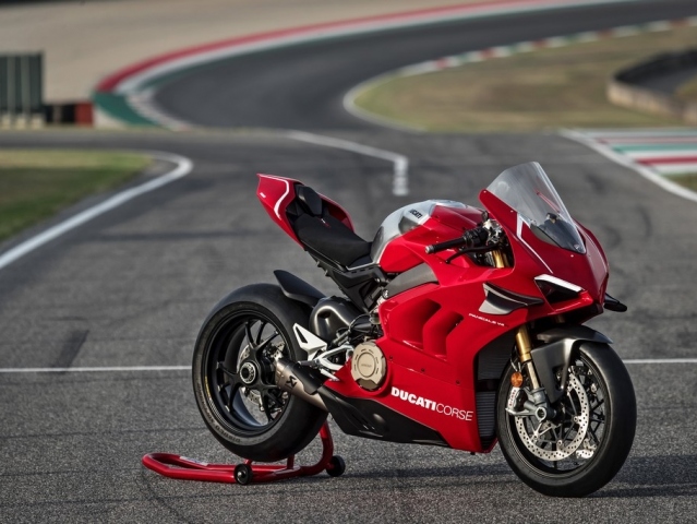Hlavní obrázek k článku: Ducati Den v Mostě 2019 s Lukášem Peškem
