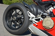 1 Ducati Panigale V4 test (19)
