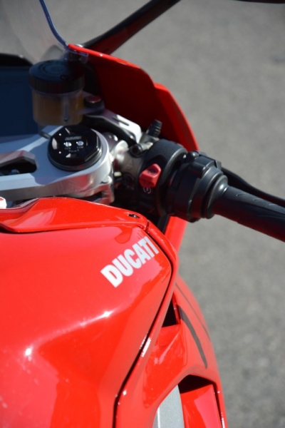 Test Ducati Panigale V4: peklo na zemi - 30 - 1 Ducati Panigale V4 test (27)