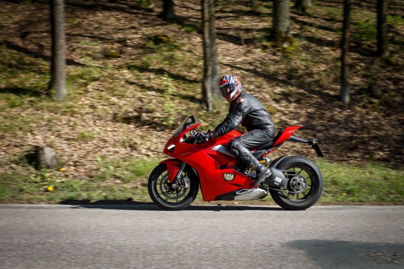 Test Ducati Panigale V4: peklo na zemi - 12 - 1 Ducati Panigale V4 test (40)