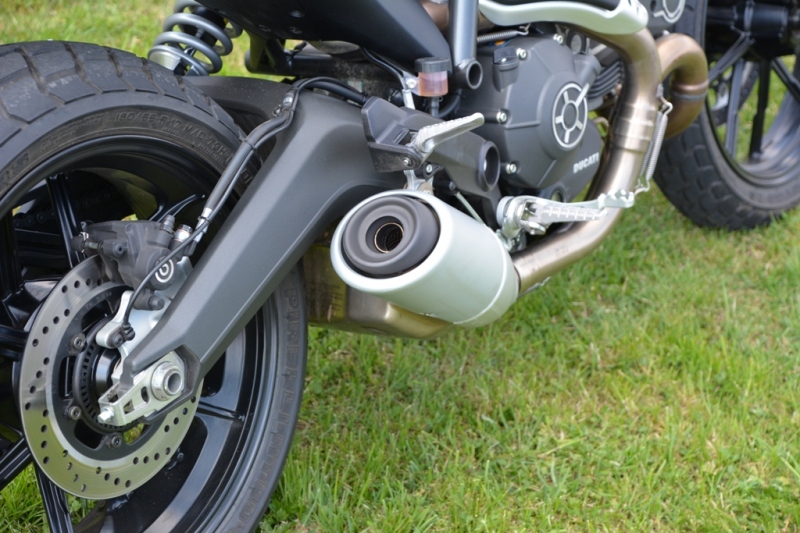Test Ducati Scrambler Icon 2015: módní retro doplněk - 19 - 2 Ducati Scrambler 2015 test21