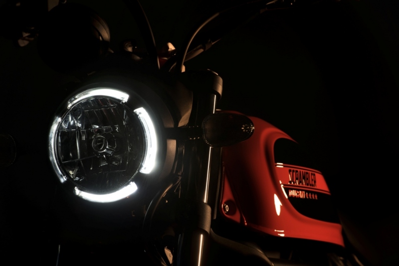 Ducati Scrambler Sixty2: stylová motorka - 12 - 2 Ducati Sixty2 Scrambler22