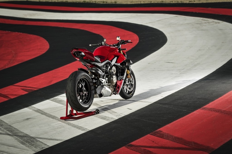 Ducati Streetfighter V4 a V4 S: Joker na kolech - 5 - 1 Ducati Streetfighter V4 S (29)