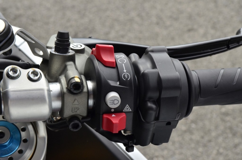 Test Ducati Supersport S: na okruh i na dovolenou - 9 - 1 Ducati Supersport S test (31)