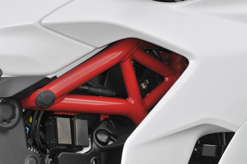 Test Ducati Supersport S: na okruh i na dovolenou - 41 - 1 Ducati Supersport S test (9)