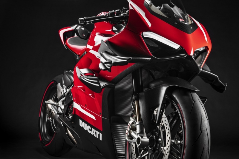 Ducati Superleggera V4: superlehká, supervýkonná - 5 - 2 Ducati V4 Superleggera 2020 (9)