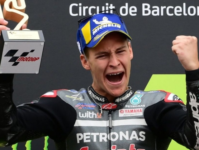 Hlavní obrázek k článku: Quartararo vyhrál, katastrofa pro Rossiho a Doviziosa