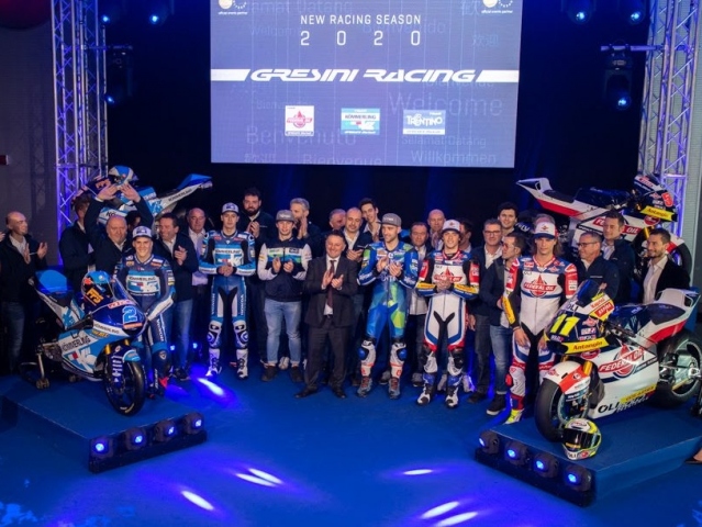 Hlavní obrázek k článku: Tým Gresini Racing ve všech kubaturách