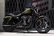1 Harley Davidson 2016 883 Iron03