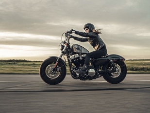 Harley-Davidson Forty-Eight 2016: minimalistická dokonalost