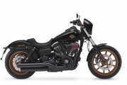 2 Harley Davidson 2016 Low Rider S01