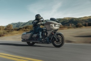 1 Harley Davidson CVO Road Glide 2023 (14)