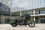 1 Harley Davidson CVO Street Glide 2022 (1)