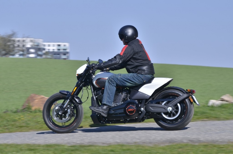 Test Harley-Davidson FXDR 114: Baron Prášil - 16 - 1 Harley Davidson FXDR 114 test (24)