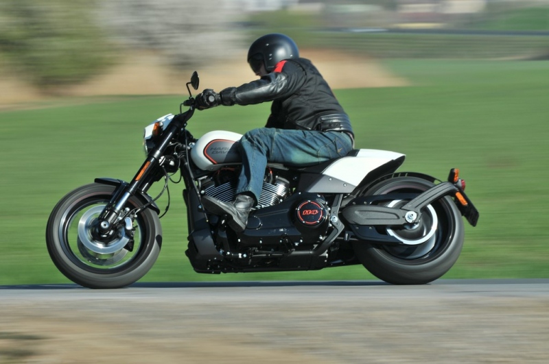 Test Harley-Davidson FXDR 114: Baron Prášil - 19 - 1 Harley Davidson FXDR 114 test (27)