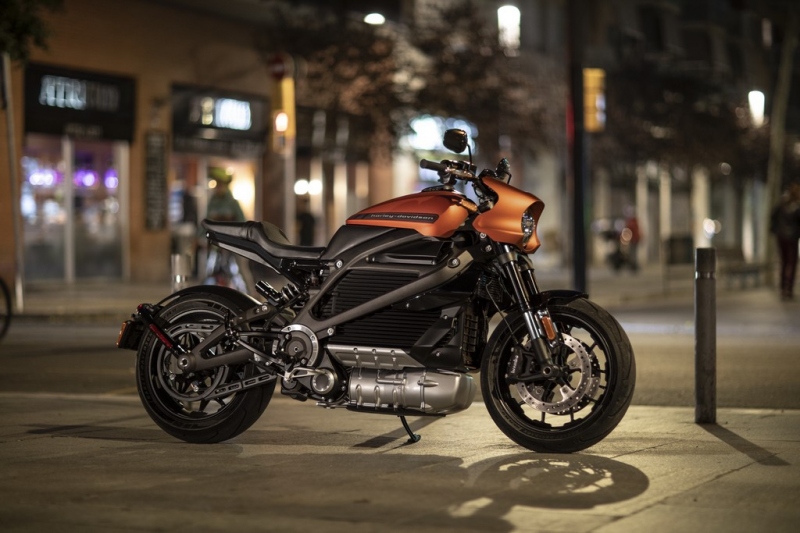 Harley-Davidson LiveWire 2019: elektrický cruiser - 1 - 1 Harley Davidson LiveWire 2019 (3)