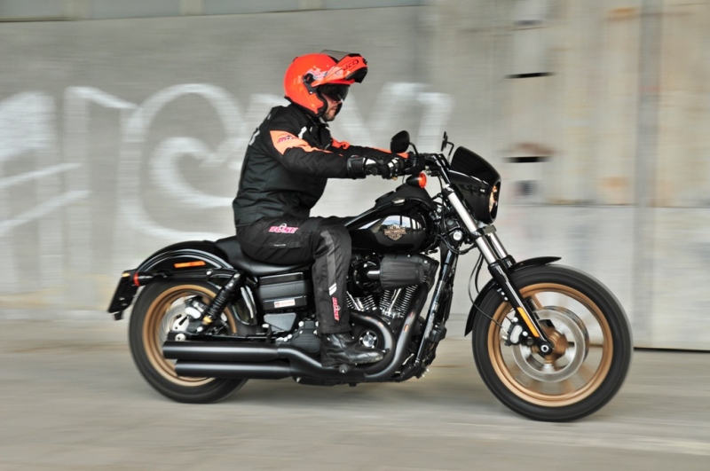 Test Harley Davidson Low Rider S: Stylový chuligán - 24 - 3 Harley Davidson Low Rider S test34