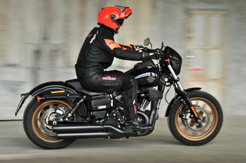 Test Harley Davidson Low Rider S: Stylový chuligán - 25 - 3 Harley Davidson Low Rider S test35