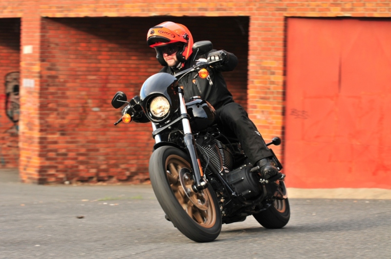 Test Harley Davidson Low Rider S: Stylový chuligán - 27 - 3 Harley Davidson Low Rider S test38