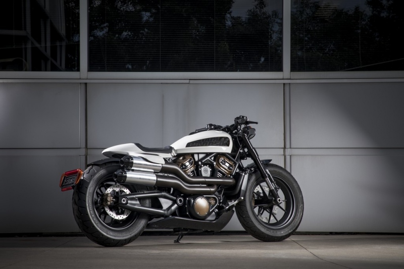 Plán Harley-Davidson: uspěje s Adventure motocyklem? - 5 - 1 EV-images-2