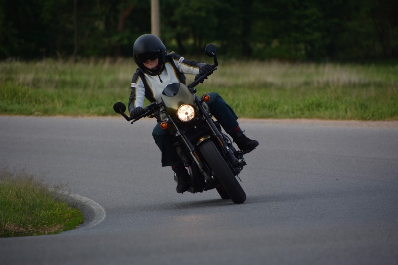 Test Harley-Davidson Street Rod: chlapská záležitost - 24 - 1 Harley Davidson Street Rod test (47)