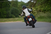 1 Harley Davidson Street Rod test (46)