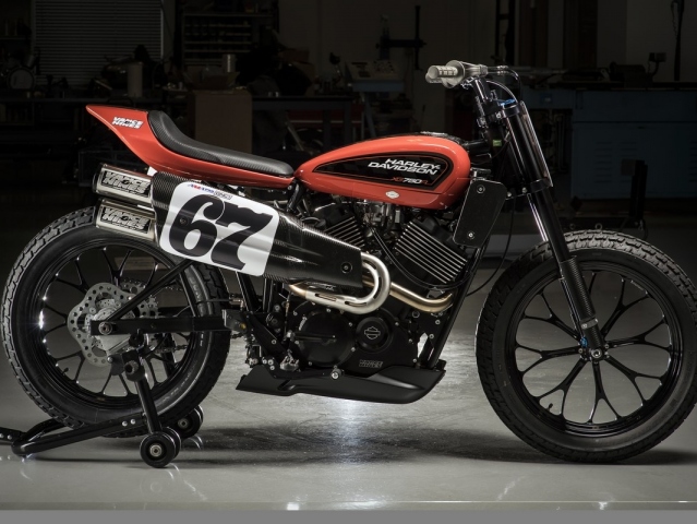 Hlavní obrázek k článku: Harley-Davidson XG750R se vrací na závodní trať