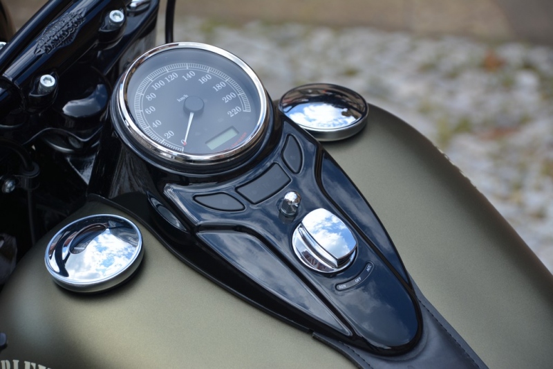 Test Harley-Davidson Softail Slim S: moc a síla v jednom - 6 - 1 Harley Softail Slim S test (14)