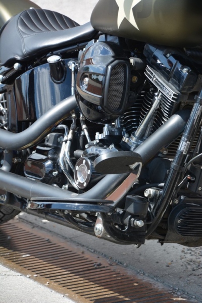 Test Harley-Davidson Softail Slim S: moc a síla v jednom - 9 - 2 Harley Softail Slim S test (35)