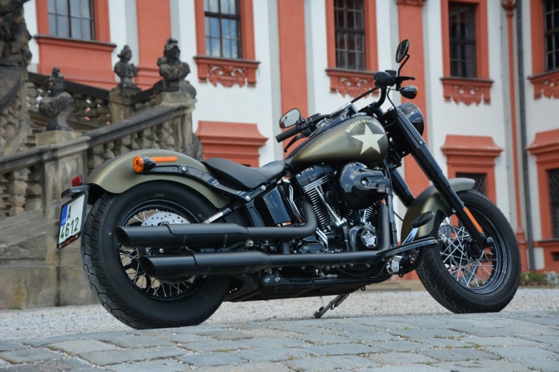 Test Harley-Davidson Softail Slim S: moc a síla v jednom - 20 - 2 Harley Softail Slim S test (28)