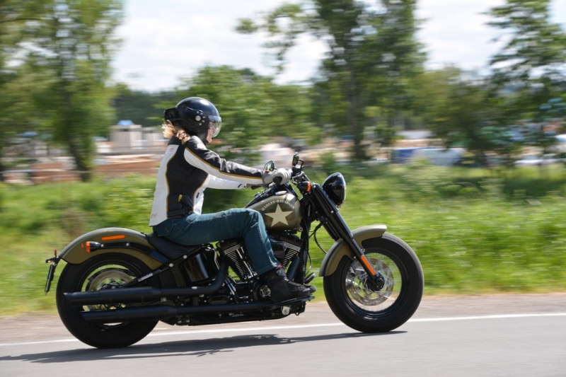 Test Harley-Davidson Softail Slim S: moc a síla v jednom - 25 - 2 Harley Softail Slim S test (46)