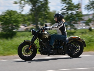 Test Harley-Davidson Softail Slim S: moc a síla v jednom
