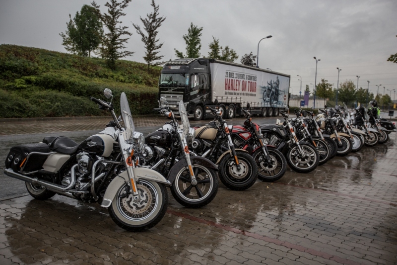 Harley on Tour 2017: 5 měst a 23 motocyklů - 1 - Harley on Tour 2014 Harley on Tour 201405
