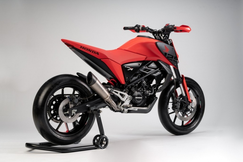 Honda CB125X a CB125M: koncept maloobjemových motocyklů - 2 - 1 Honda CB125X koncept (15)