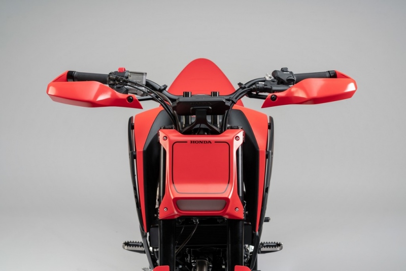 Honda CB125X a CB125M: koncept maloobjemových motocyklů - 32 - 1 Honda CB125M koncept (8)