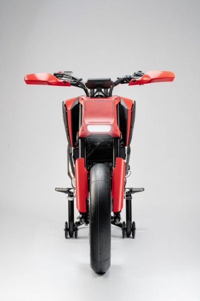 Honda CB125X a CB125M: koncept maloobjemových motocyklů - 33 - 1 Honda CB125M koncept (9)