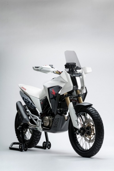 Honda CB125X a CB125M: koncept maloobjemových motocyklů - 9 - 1 Honda CB125X koncept (2)