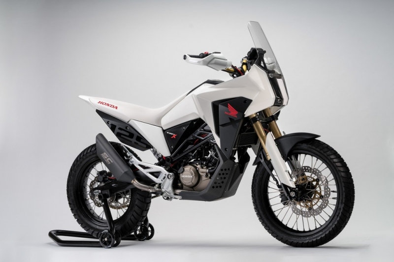Honda CB125X a CB125M: koncept maloobjemových motocyklů - 3 - 1 Honda CB125X koncept (1)