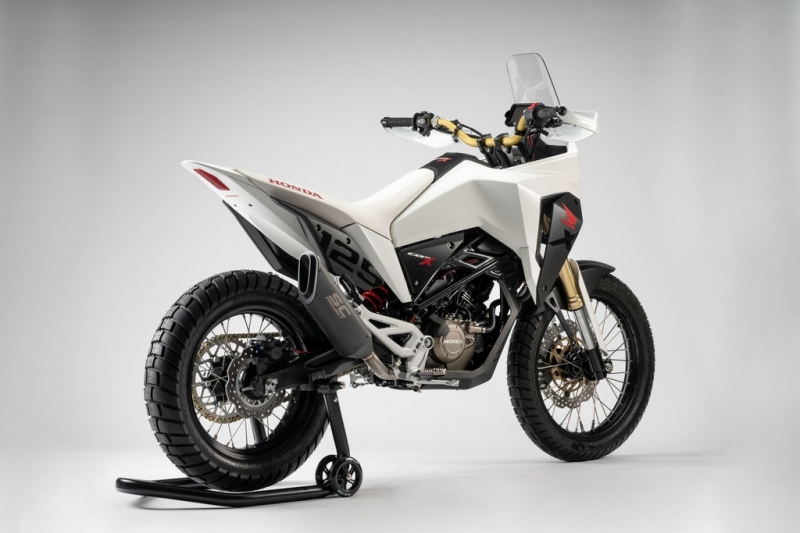 Honda CB125X a CB125M: koncept maloobjemových motocyklů - 17 - 1 Honda CB125M koncept (1)