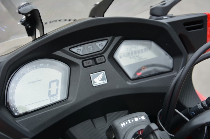 Test Honda CBR 650 F: sportovní malorážka - 5 - 1 Honda CBR 650 F test (10)