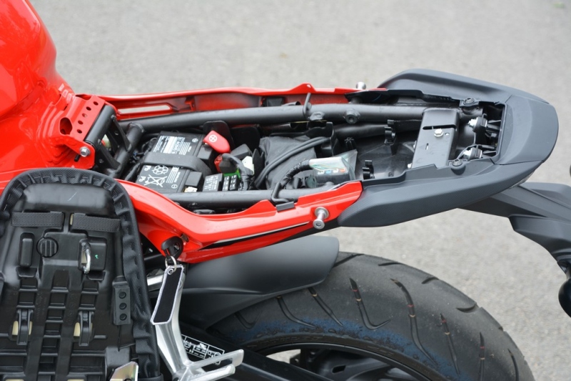 Test Honda CBR 650 F: sportovní malorážka - 31 - 1 Honda CBR 650 F test (22)