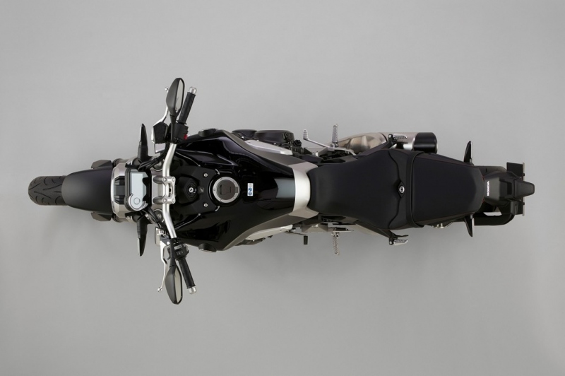 Honda CB 1000 R 2018: nový design a motor z Fireblade - 24 - 1 Honda CB 1000 R (19)
