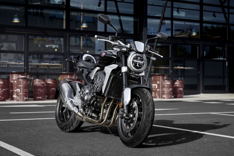 Honda CB 1000 R 2018: nový design a motor z Fireblade - 19 - 1 Honda CB 1000 R (25)