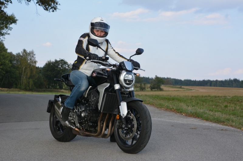 Test Honda CB 1000 R Plus: nahatý chuligán  - 5 - 1 Honda CB 1000 R test (54)