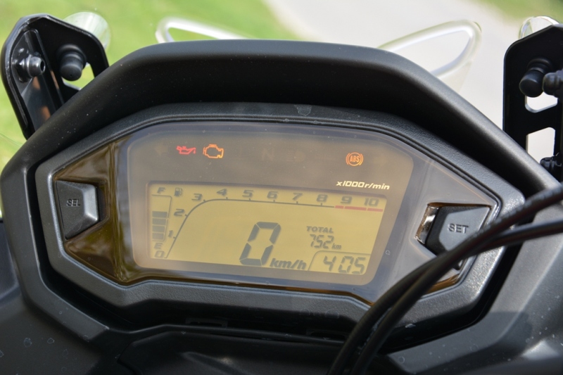 Test Honda CB500X ABS 2016: malá cestovatelka - 6 - 2 Honda CB 500 X 2016 test23