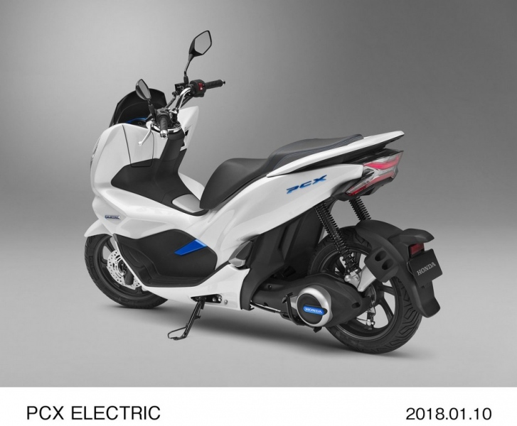 Elektrická Honda PCX: skútr s výměnnými bateriemi - 5 - 1 Honda koncept elektricke baterie (2)