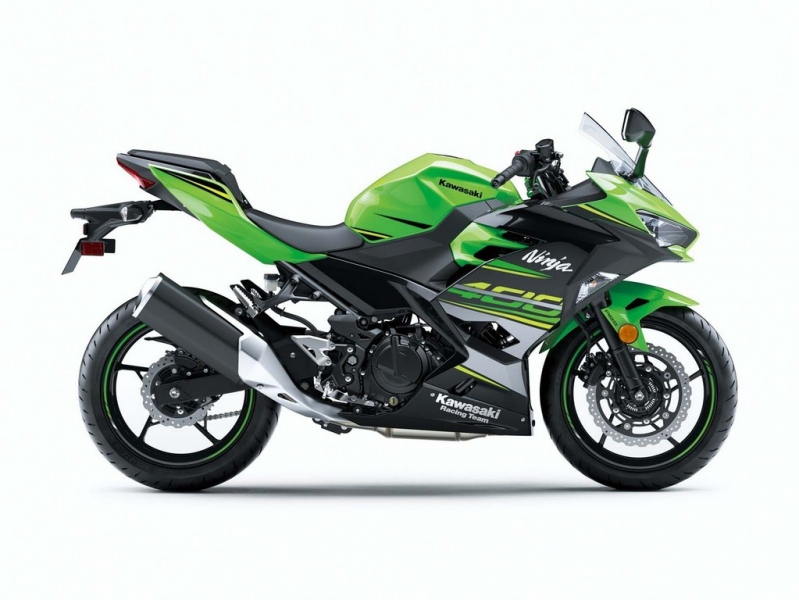 Kawasaki Ninja 400: zrozena v ulicích, inspirována závodní tratí - 3 - 1 Kawasaki 400 Ninja (12)