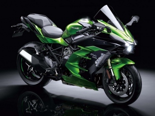 Kawasaki Ninja H2 SX: cestování s přeplňovaným motorem