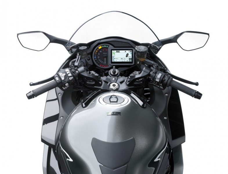 Kawasaki Versys 1000 a 1000 SE 2019: nový design - 26 - 1 Kawasaki Versys 1000 2019 (27)